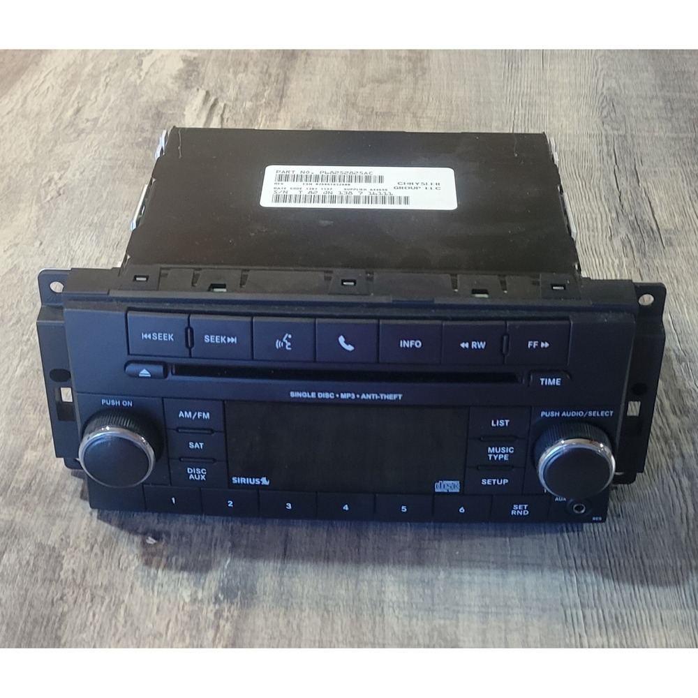 Chrysler Dodge Jeep Radio CD MP3 Sirius Player RES P68252825AC Head Unit